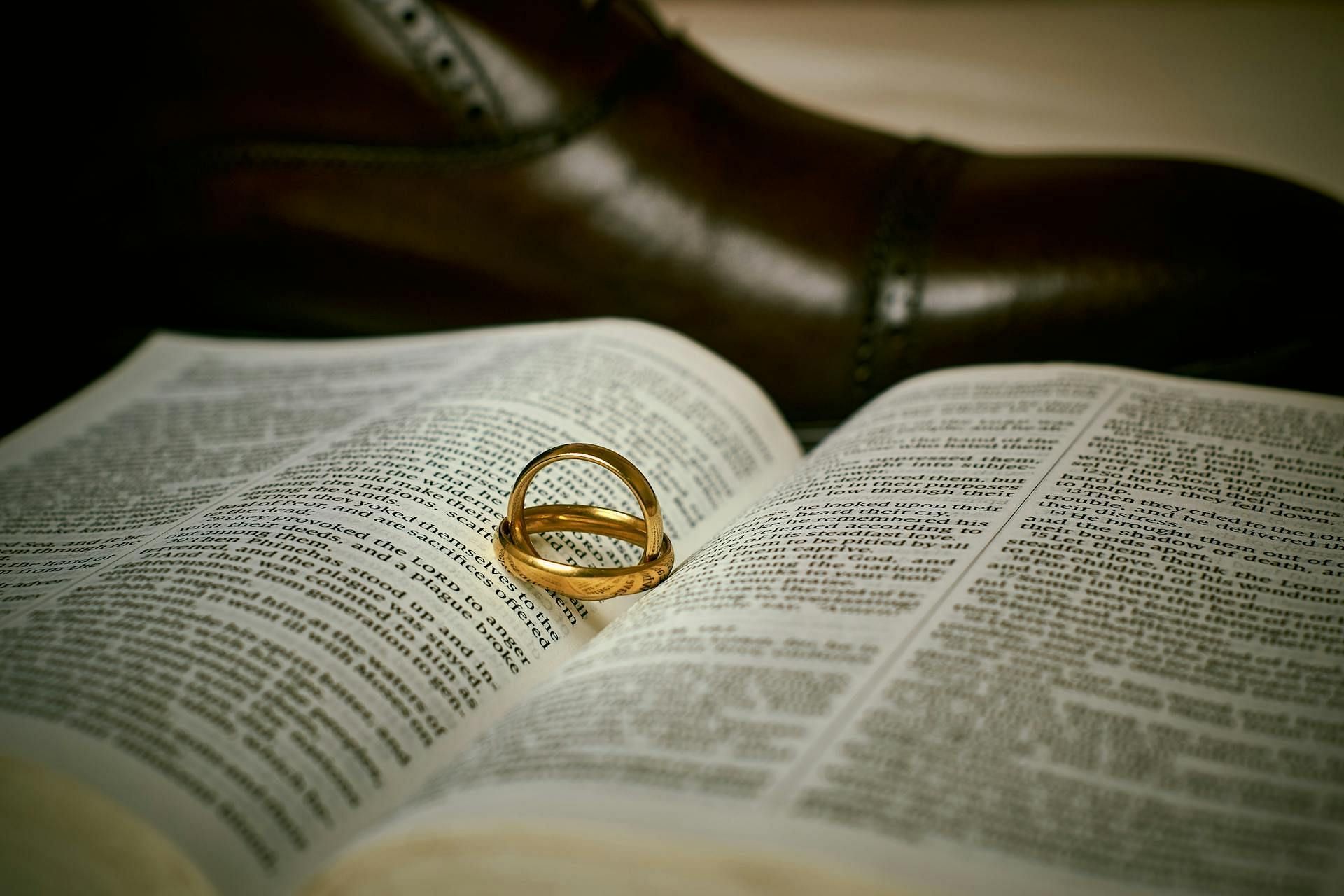 Jamie Faith met Jennifer on a blind date and got married in 2012 (Image via Pexels)